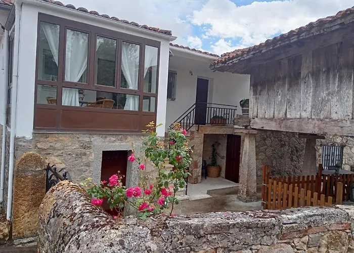 Сasa de vacaciones Casa La Cruz A 2km De Cangas De Onís