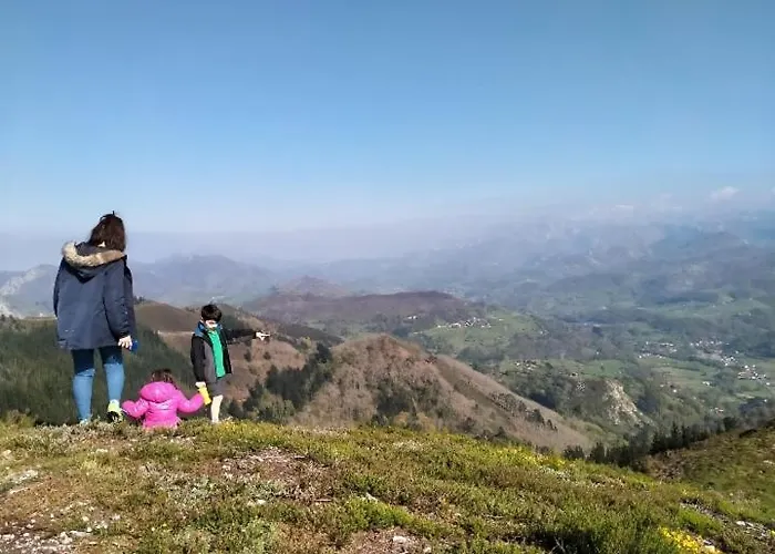 Casa La Cruz A 2km De Cangas De Сasa de vacaciones *